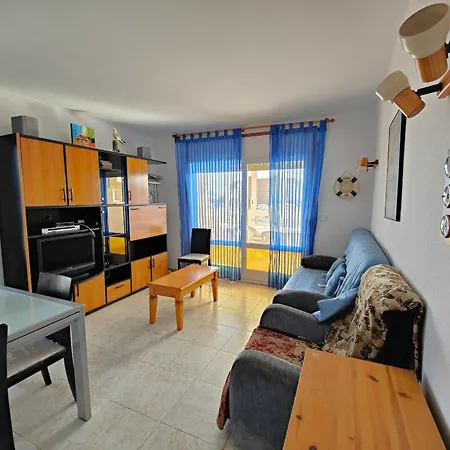 Soleado Con Terraza, A/a Y Garaje En Roses, Cerca De Playa Y Parque Natural - Es-258-63 Apartment *