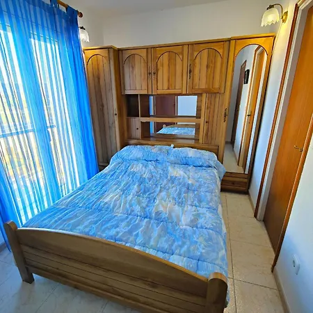 Soleado Con Terraza, A/a Y Garaje En Roses, Cerca De Playa Y Parque Natural - Es-258-63 Daire Roses