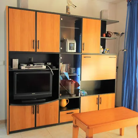 Apartman Soleado Con Terraza, A/a Y Garaje En Roses, Cerca De Playa Y Parque Natural - Es-258-63 Roses
